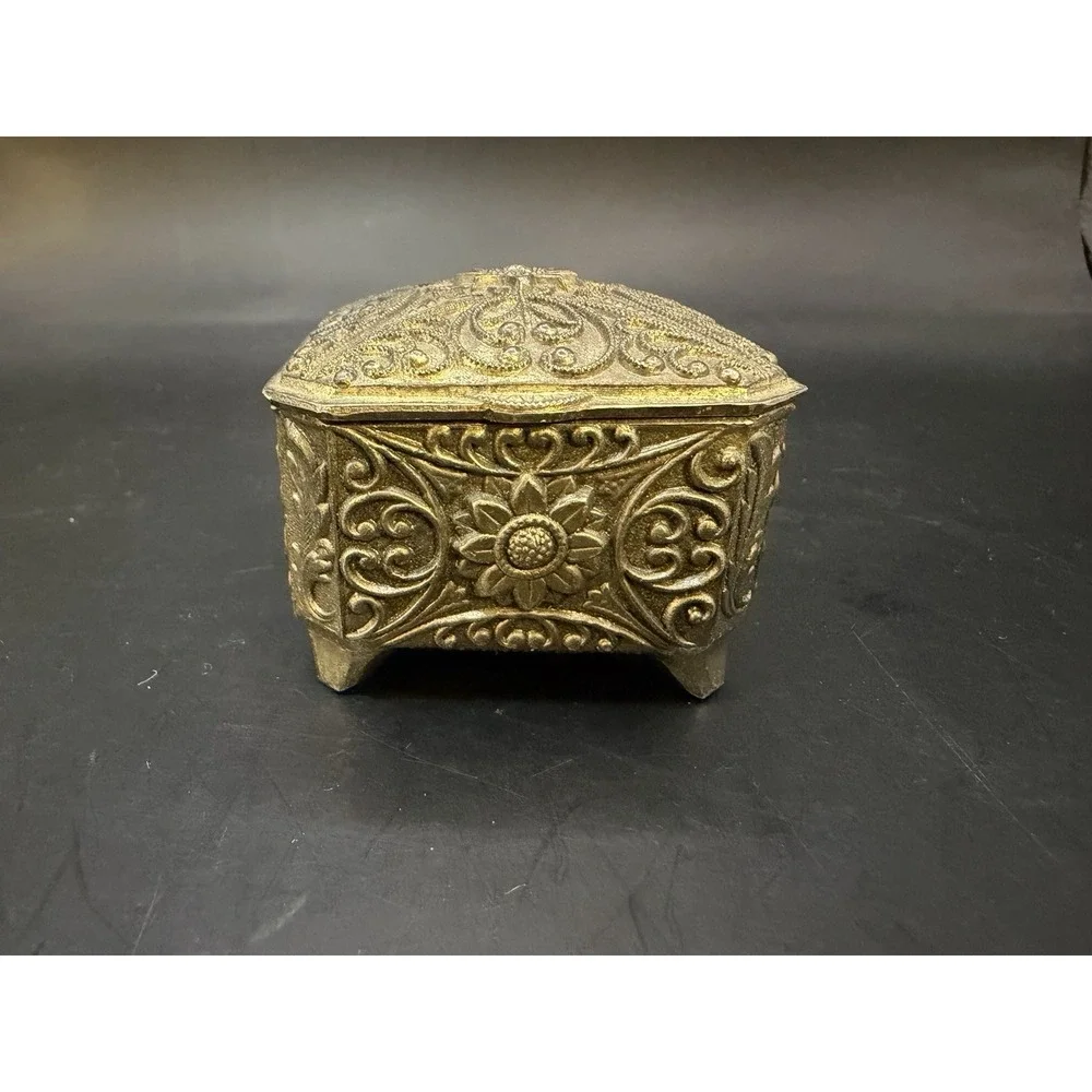 Vintage Made in Japan Ornate‎ Metal Jewelry Trinket Box Gold Tone Flower Design